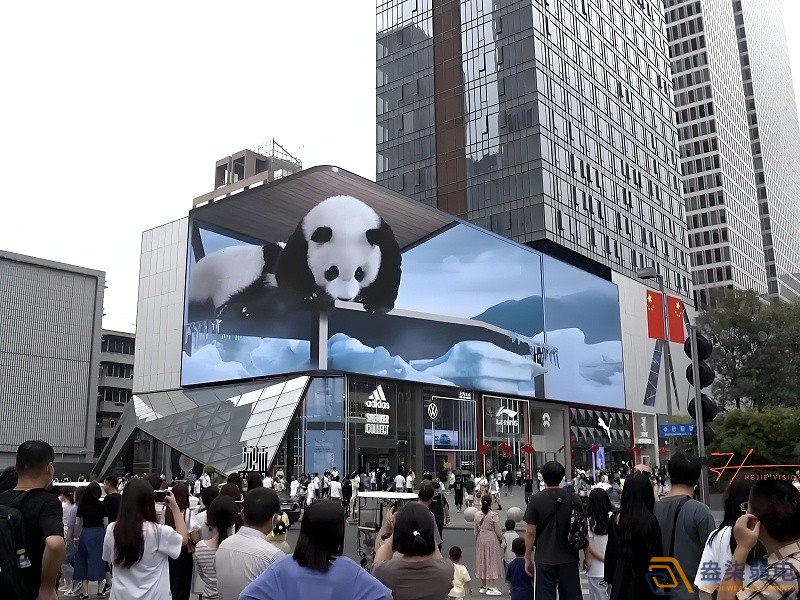 戶外裸眼3D大屏的p值由什么決定？